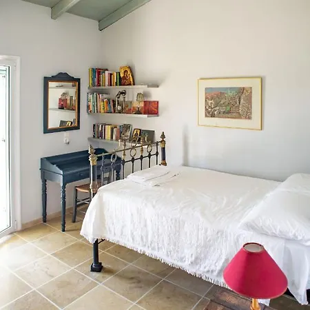 Gaia Villa *